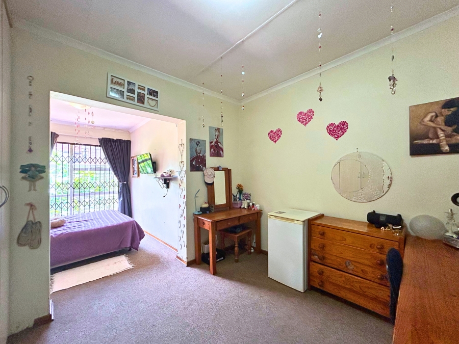 4 Bedroom Property for Sale in Doornkloof Gauteng