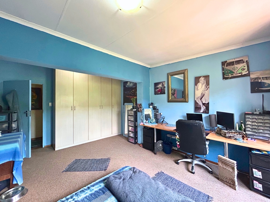 4 Bedroom Property for Sale in Doornkloof Gauteng