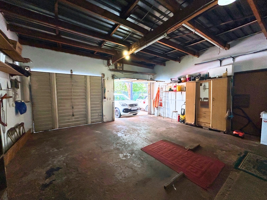 4 Bedroom Property for Sale in Doornkloof Gauteng