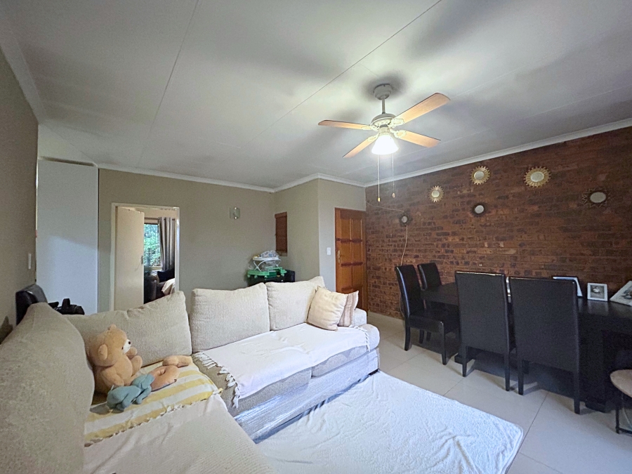 2 Bedroom Property for Sale in Zwartkop Gauteng