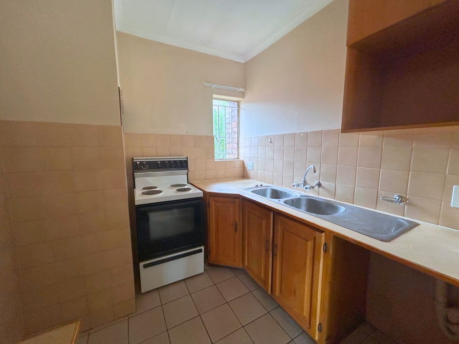2 Bedroom Property for Sale in Zwartkop Gauteng