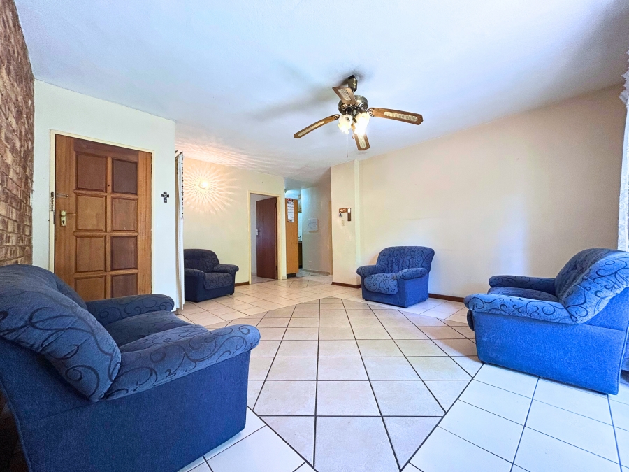 2 Bedroom Property for Sale in Hennopspark Gauteng