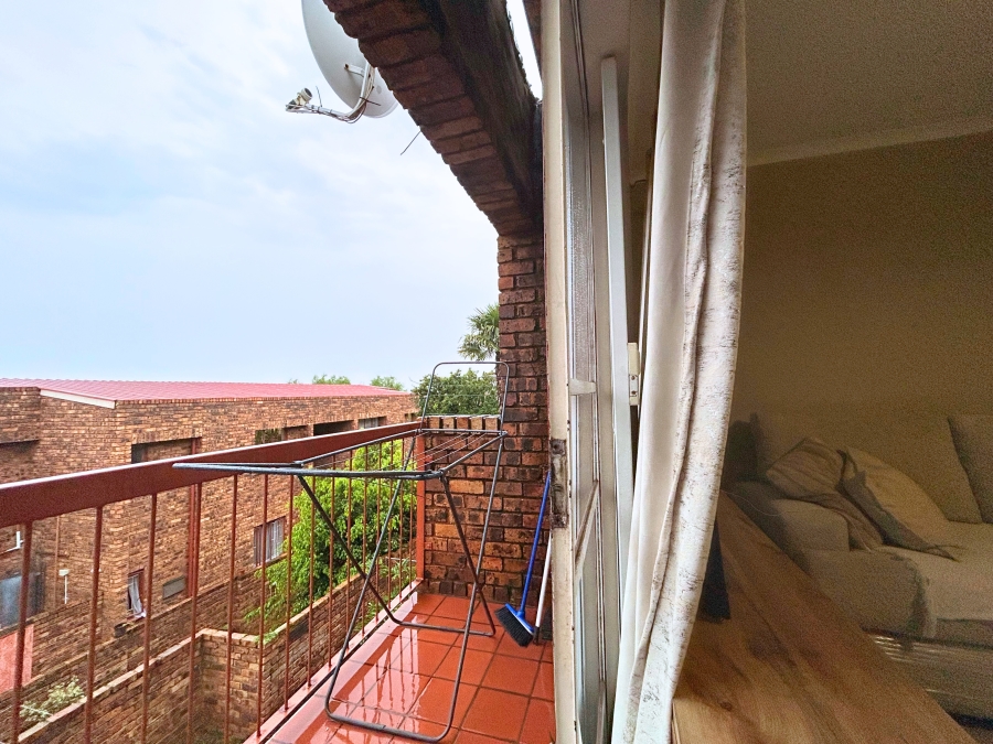 2 Bedroom Property for Sale in Zwartkop Gauteng