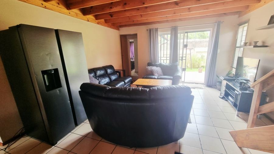 4 Bedroom Property for Sale in Halfway Gardens Gauteng