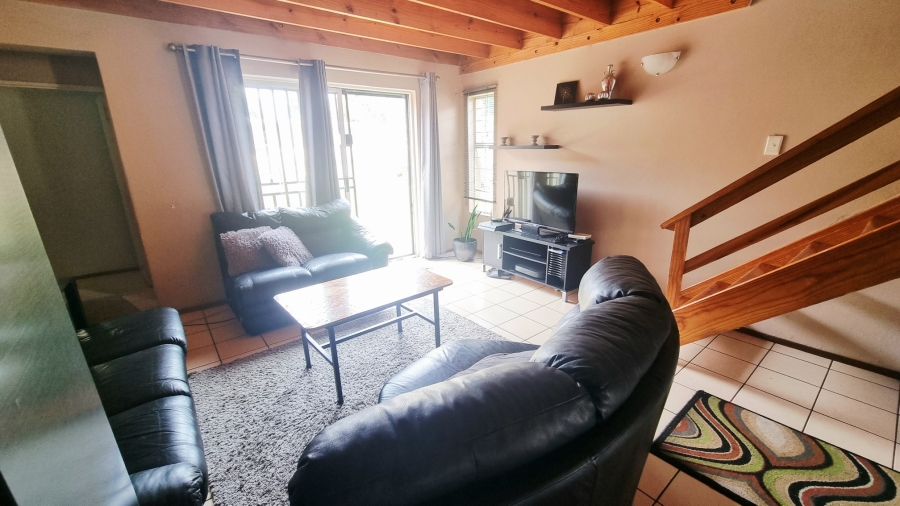 4 Bedroom Property for Sale in Halfway Gardens Gauteng