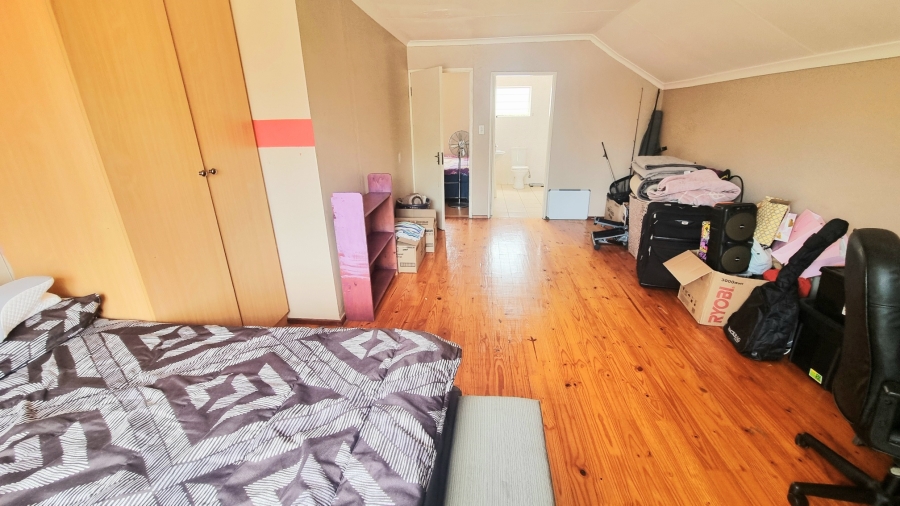 4 Bedroom Property for Sale in Halfway Gardens Gauteng