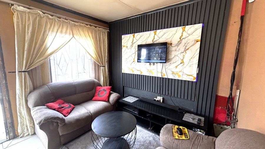 2 Bedroom Property for Sale in Ivory Park Gauteng