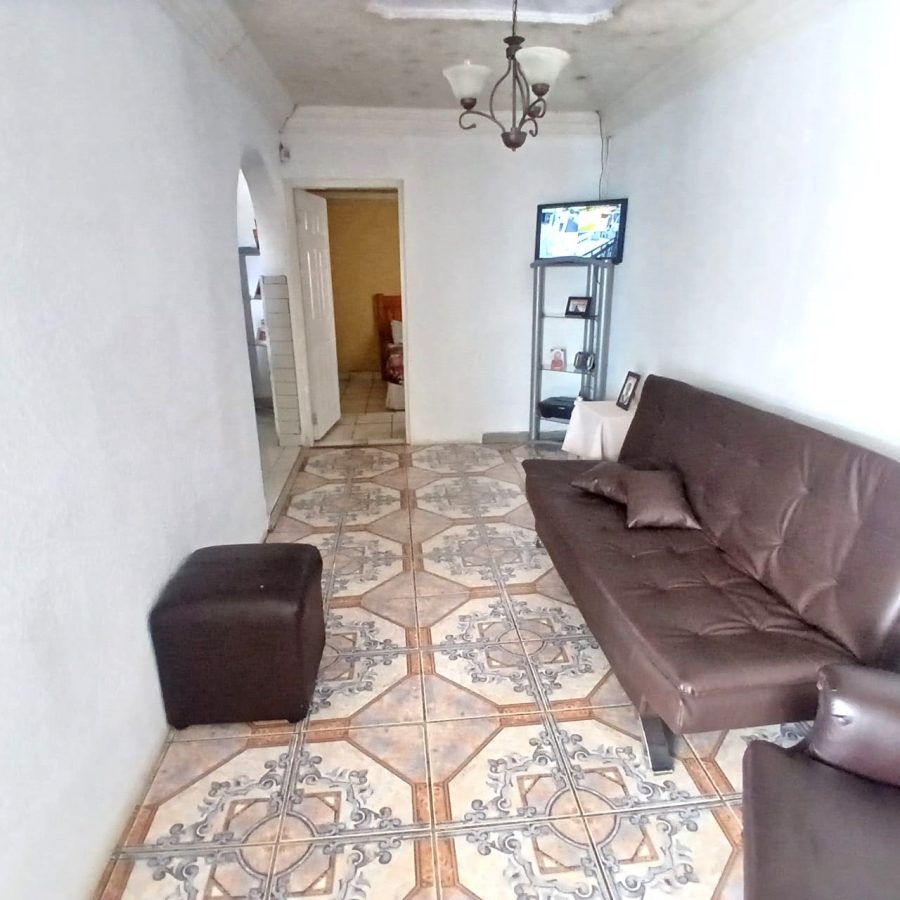 4 Bedroom Property for Sale in Vosloorus Ext 14 Gauteng