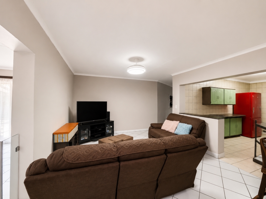 3 Bedroom Property for Sale in Falcon Ridge Gauteng