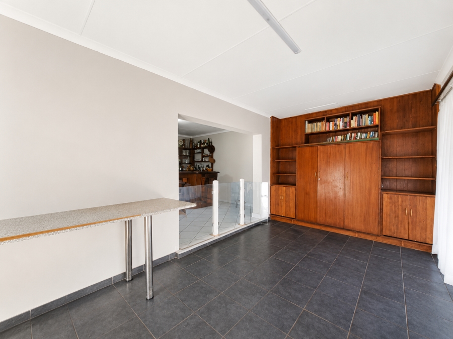 3 Bedroom Property for Sale in Falcon Ridge Gauteng