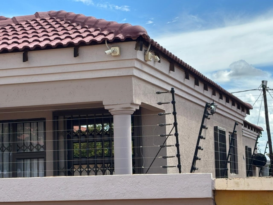 3 Bedroom Property for Sale in Winterveldt Gauteng