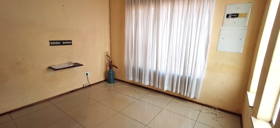 3 Bedroom Property for Sale in Vosloorus Ext 2 Gauteng