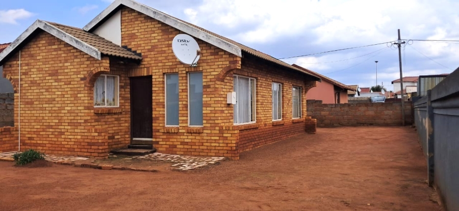 3 Bedroom Property for Sale in Vosloorus Ext 2 Gauteng