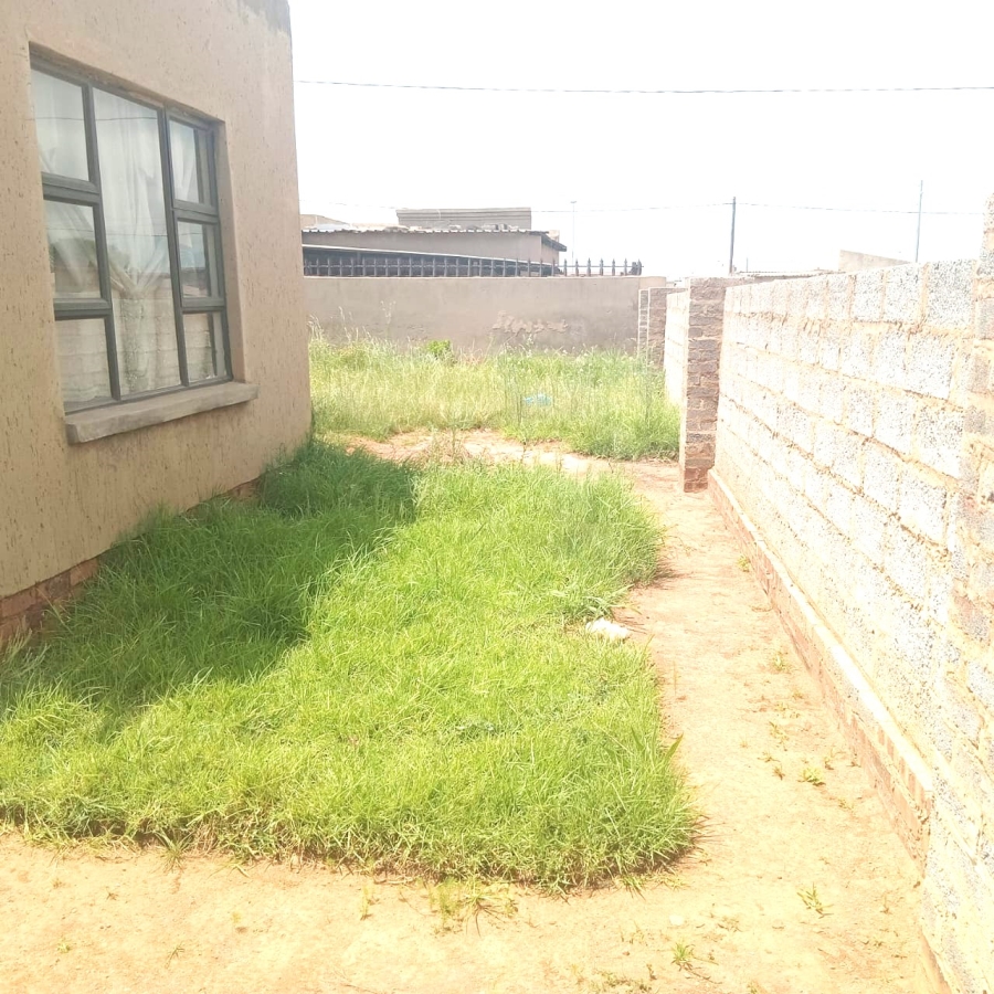 2 Bedroom Property for Sale in Tsakane Ext 15 Gauteng
