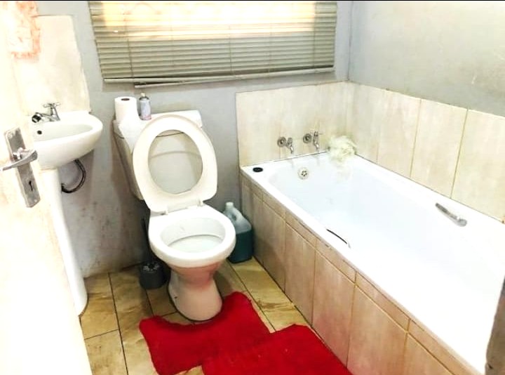 3 Bedroom Property for Sale in Dawn Park Gauteng