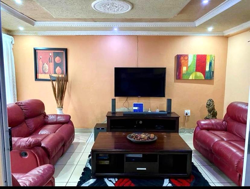 3 Bedroom Property for Sale in Admin Gauteng