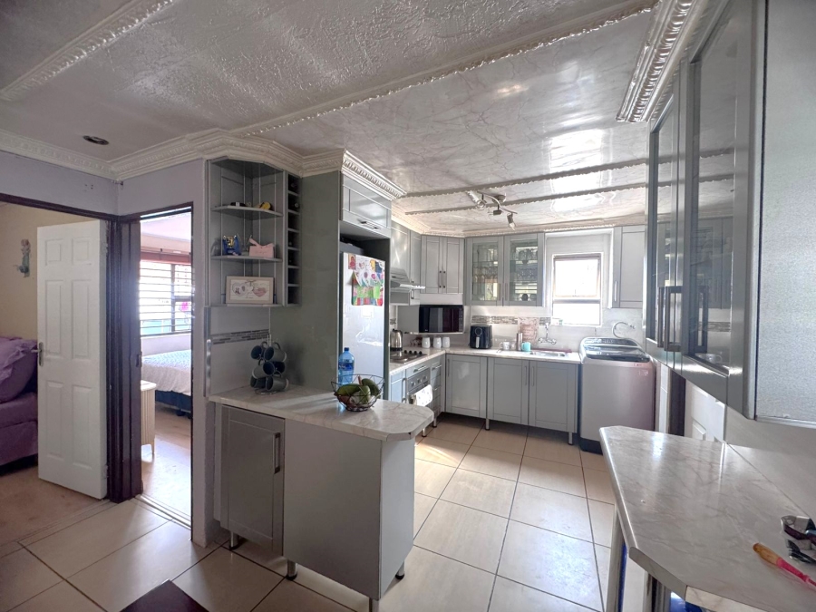 3 Bedroom Property for Sale in Protea Glen Gauteng