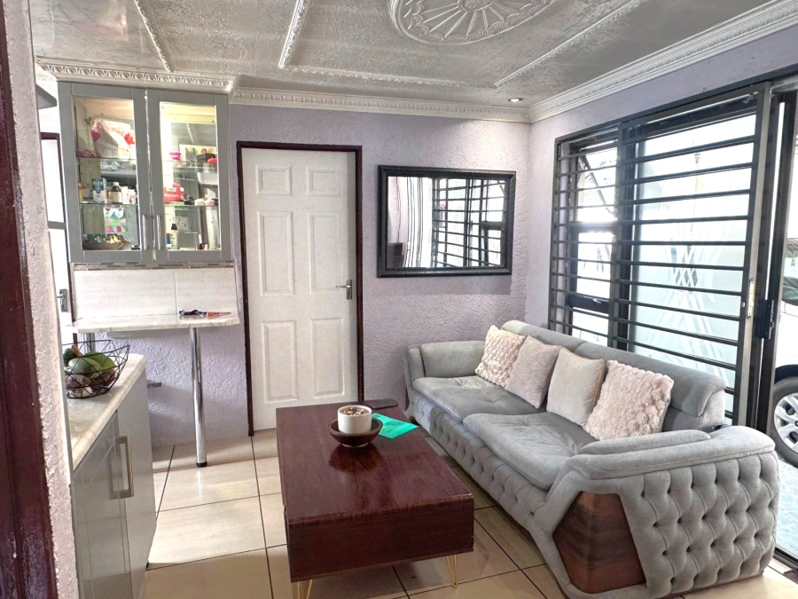 3 Bedroom Property for Sale in Protea Glen Gauteng