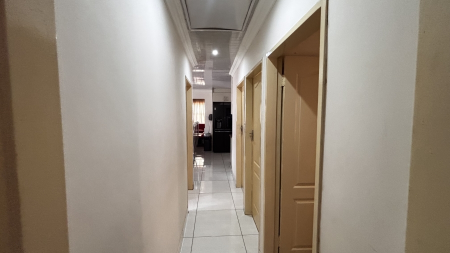 3 Bedroom Property for Sale in Birch Acres Gauteng