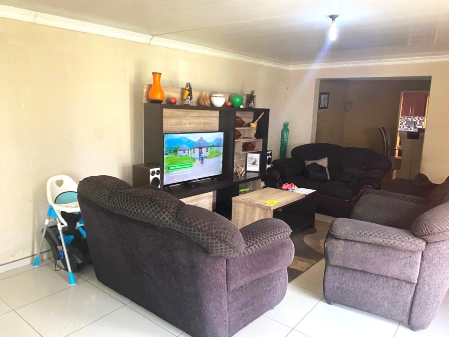 5 Bedroom Property for Sale in Tsakane Ext 1 Gauteng