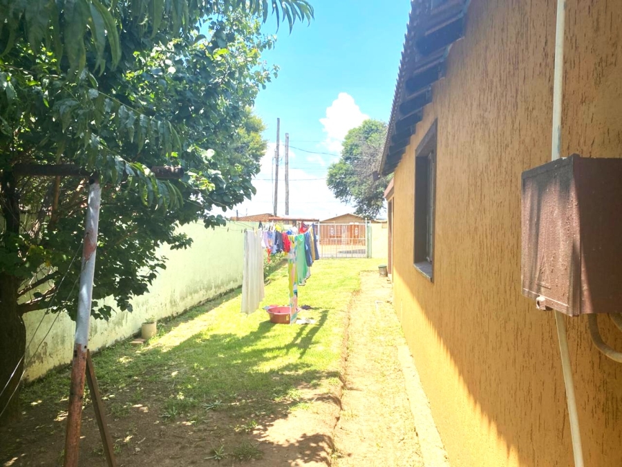 5 Bedroom Property for Sale in Tsakane Ext 1 Gauteng