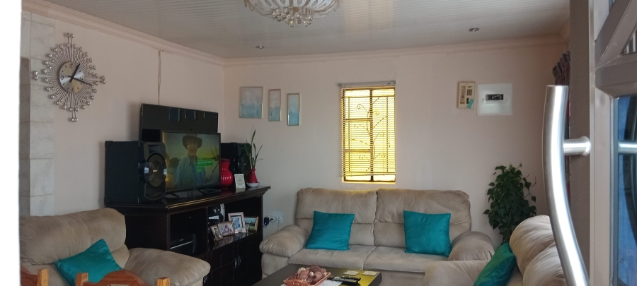 3 Bedroom Property for Sale in Etwatwa Gauteng