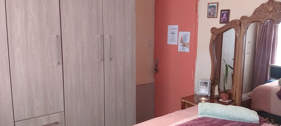 3 Bedroom Property for Sale in Etwatwa Gauteng