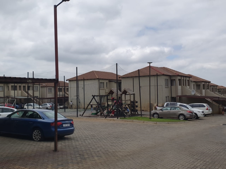 2 Bedroom Property for Sale in Elspark Gauteng
