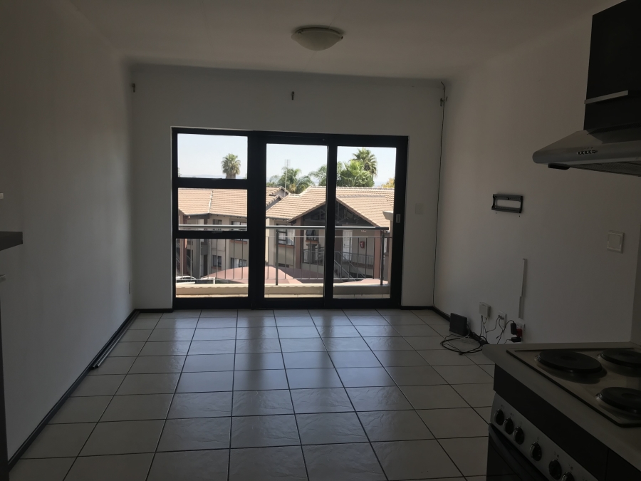 To Let 2 Bedroom Property for Rent in North Riding Gauteng