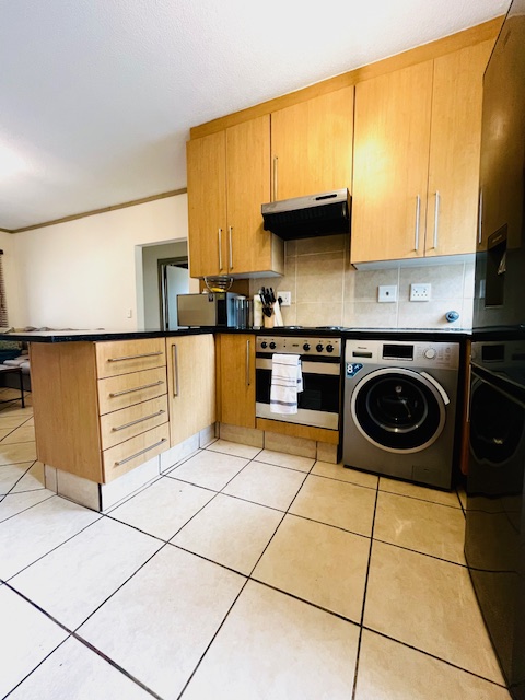 2 Bedroom Property for Sale in Lonehill Gauteng