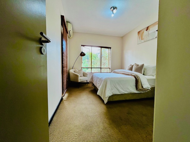 2 Bedroom Property for Sale in Lonehill Gauteng