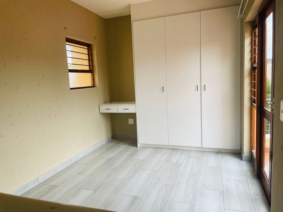 2 Bedroom Property for Sale in Douglasdale Gauteng