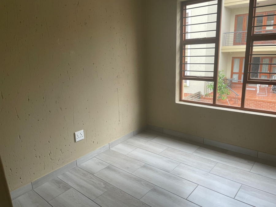 2 Bedroom Property for Sale in Douglasdale Gauteng