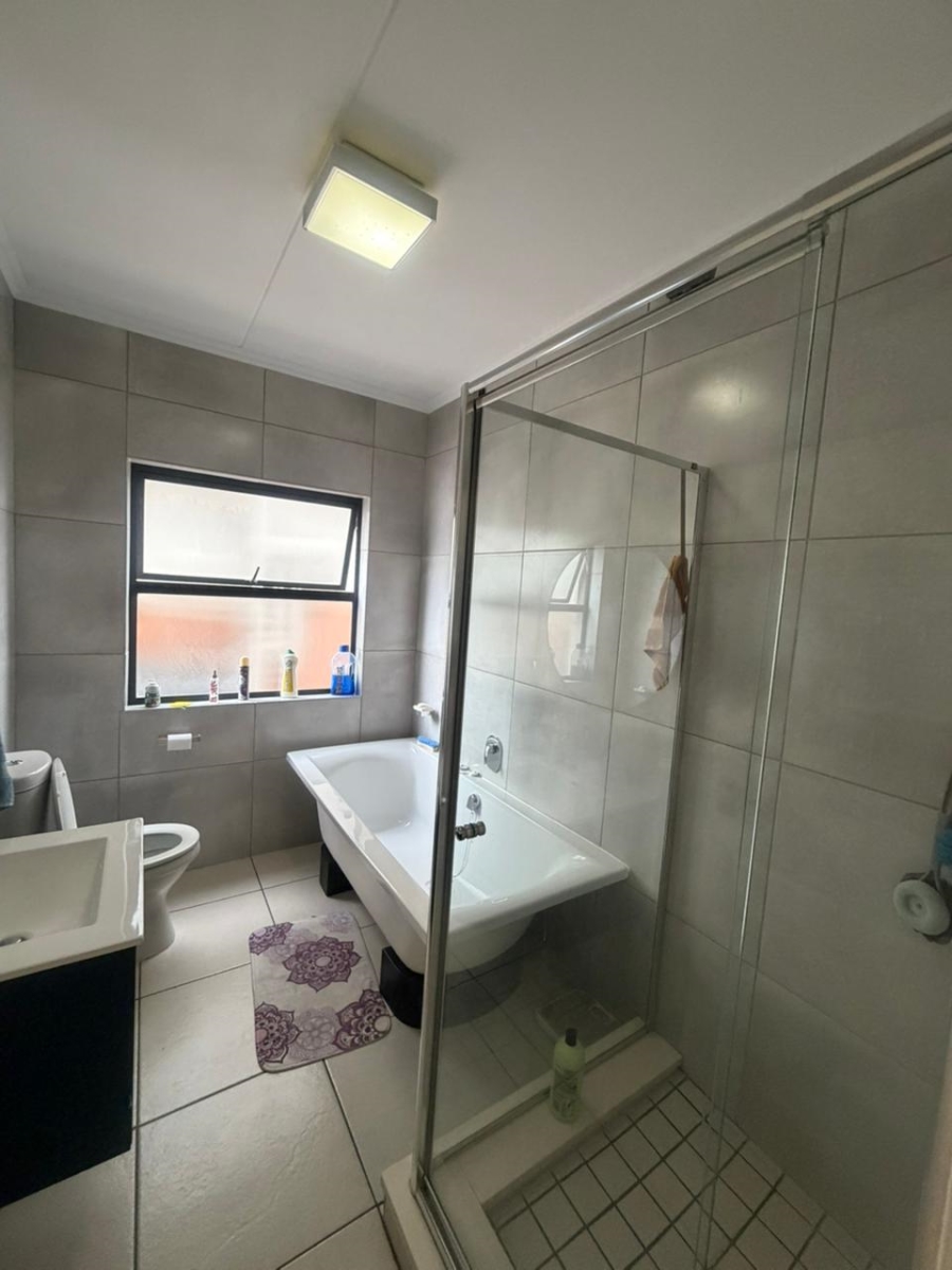 To Let 2 Bedroom Property for Rent in Dainfern Gauteng