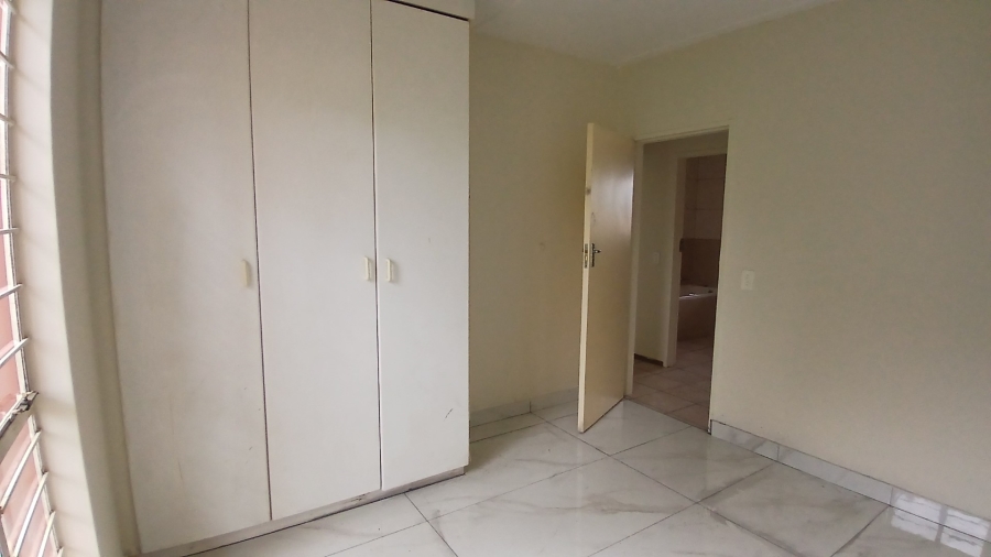 To Let 2 Bedroom Property for Rent in Sundowner Gauteng