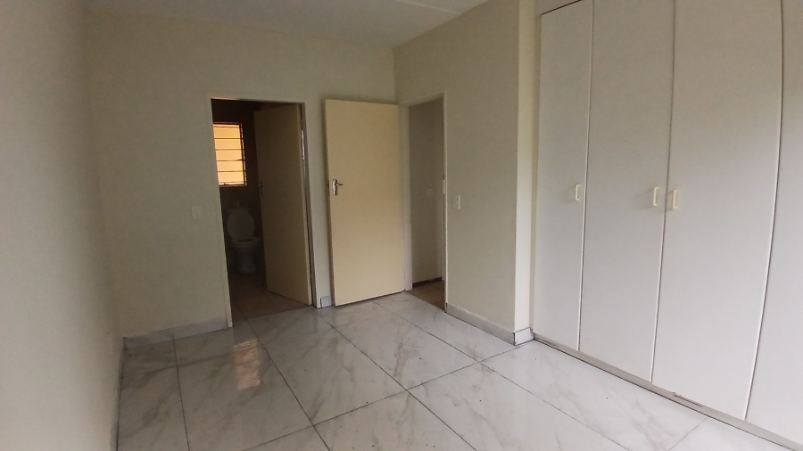 To Let 2 Bedroom Property for Rent in Sundowner Gauteng
