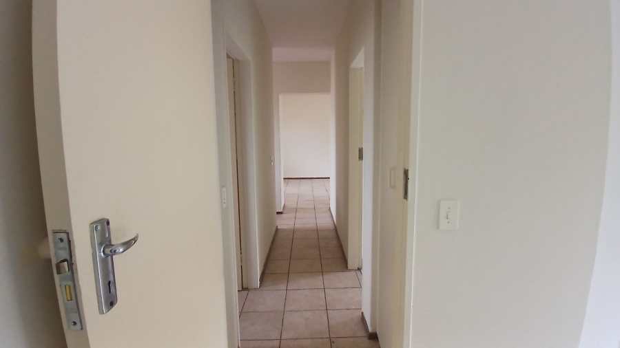 To Let 2 Bedroom Property for Rent in Sundowner Gauteng