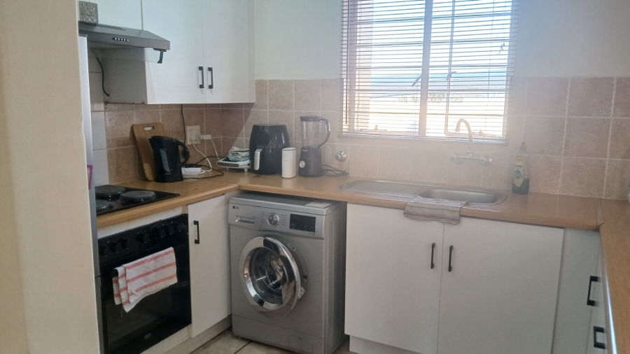 To Let 2 Bedroom Property for Rent in Sundowner Gauteng