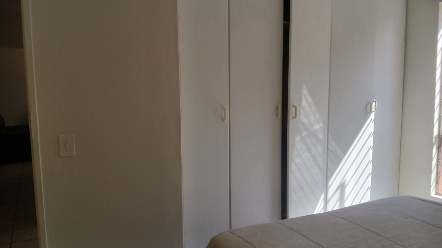 To Let 2 Bedroom Property for Rent in Sundowner Gauteng