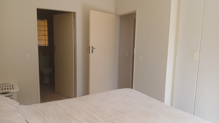 To Let 2 Bedroom Property for Rent in Sundowner Gauteng