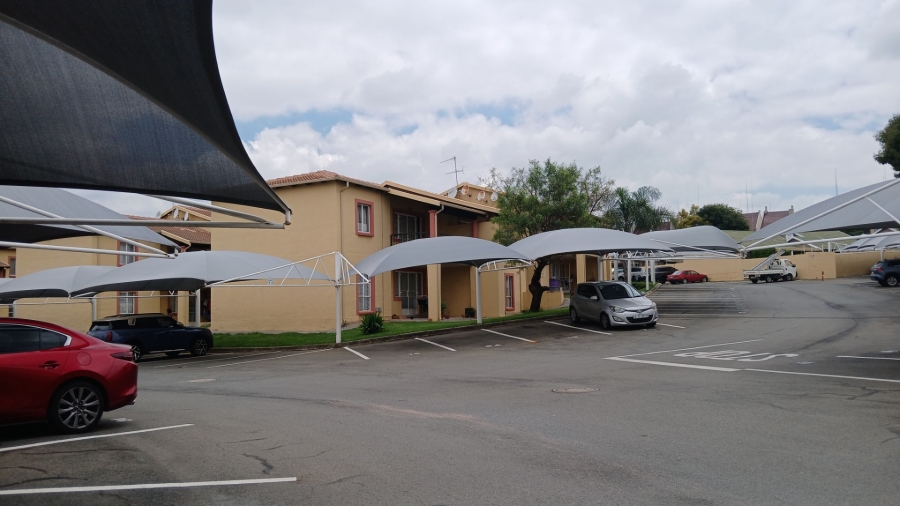 To Let 2 Bedroom Property for Rent in Sundowner Gauteng