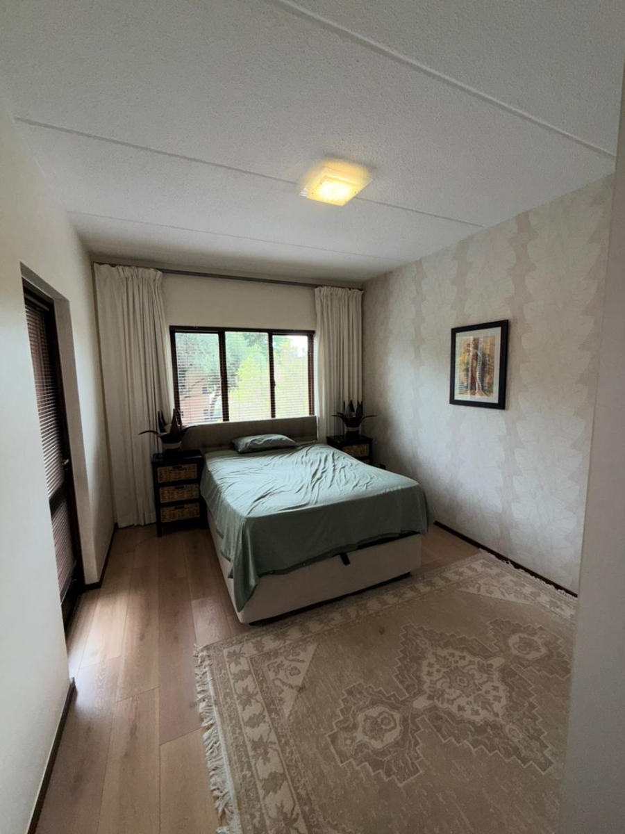 2 Bedroom Property for Sale in Pineslopes Gauteng