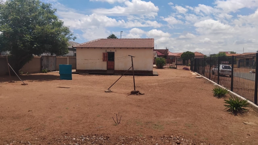 2 Bedroom Property for Sale in Mabopane Gauteng