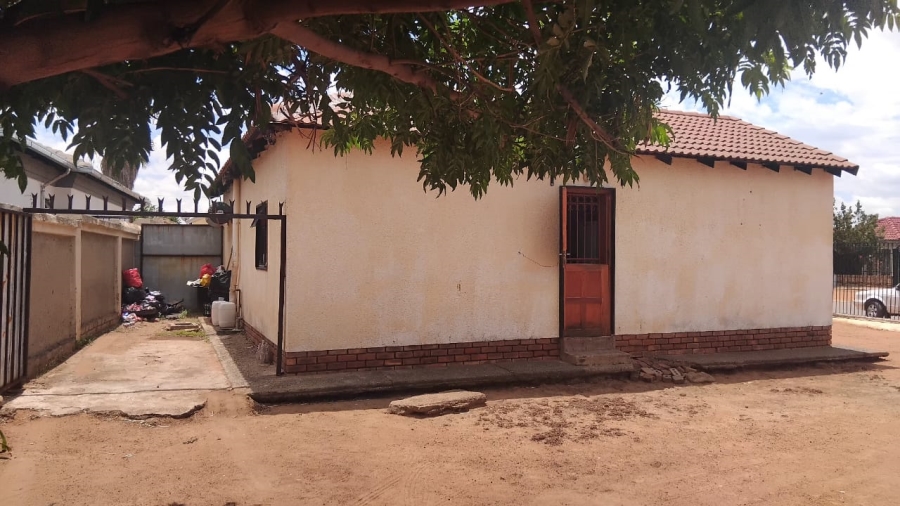 2 Bedroom Property for Sale in Mabopane Gauteng