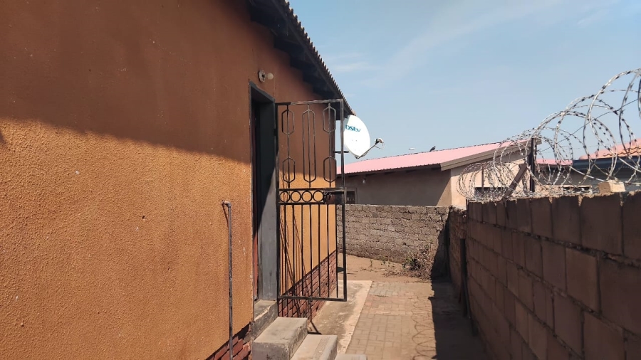 2 Bedroom Property for Sale in Mabopane Unit S Gauteng