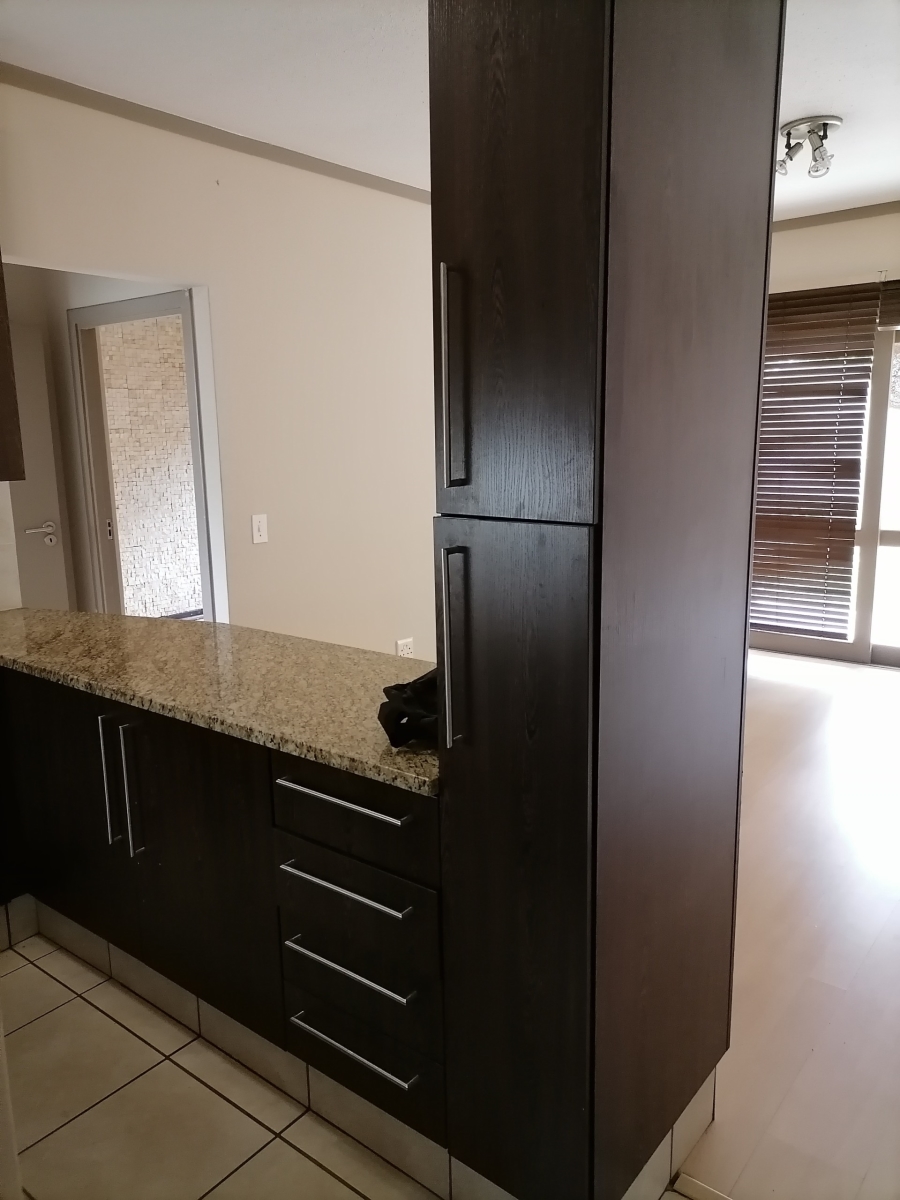 To Let 1 Bedroom Property for Rent in Paulshof Gauteng
