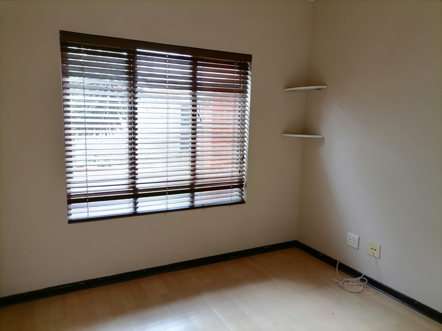 To Let 1 Bedroom Property for Rent in Paulshof Gauteng