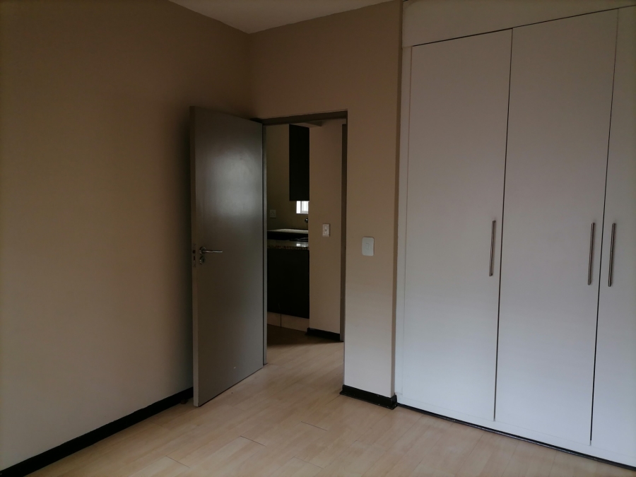 To Let 1 Bedroom Property for Rent in Paulshof Gauteng