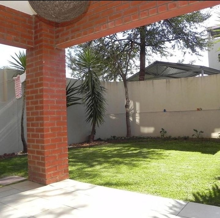To Let 1 Bedroom Property for Rent in Paulshof Gauteng