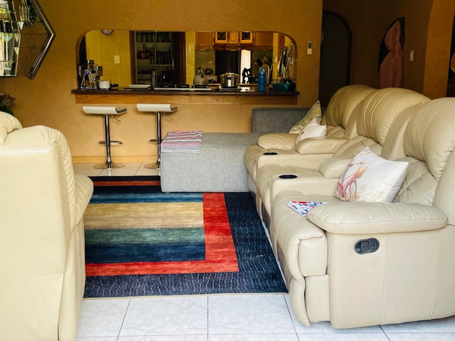 To Let 3 Bedroom Property for Rent in Sunward Park Gauteng